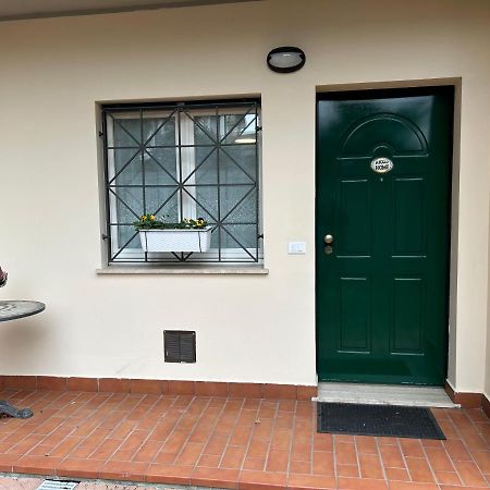 Appartamento In Villa Nico'S Home Gallarate Eksteriør billede
