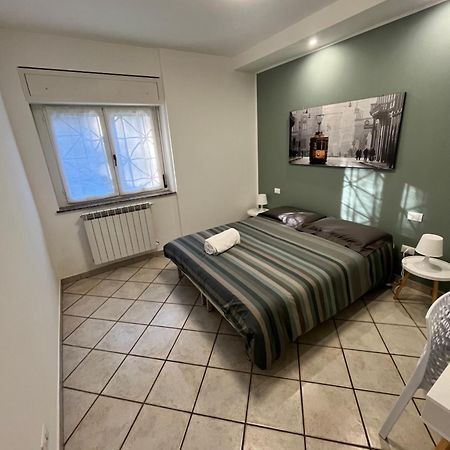 Appartamento In Villa Nico'S Home Gallarate Eksteriør billede